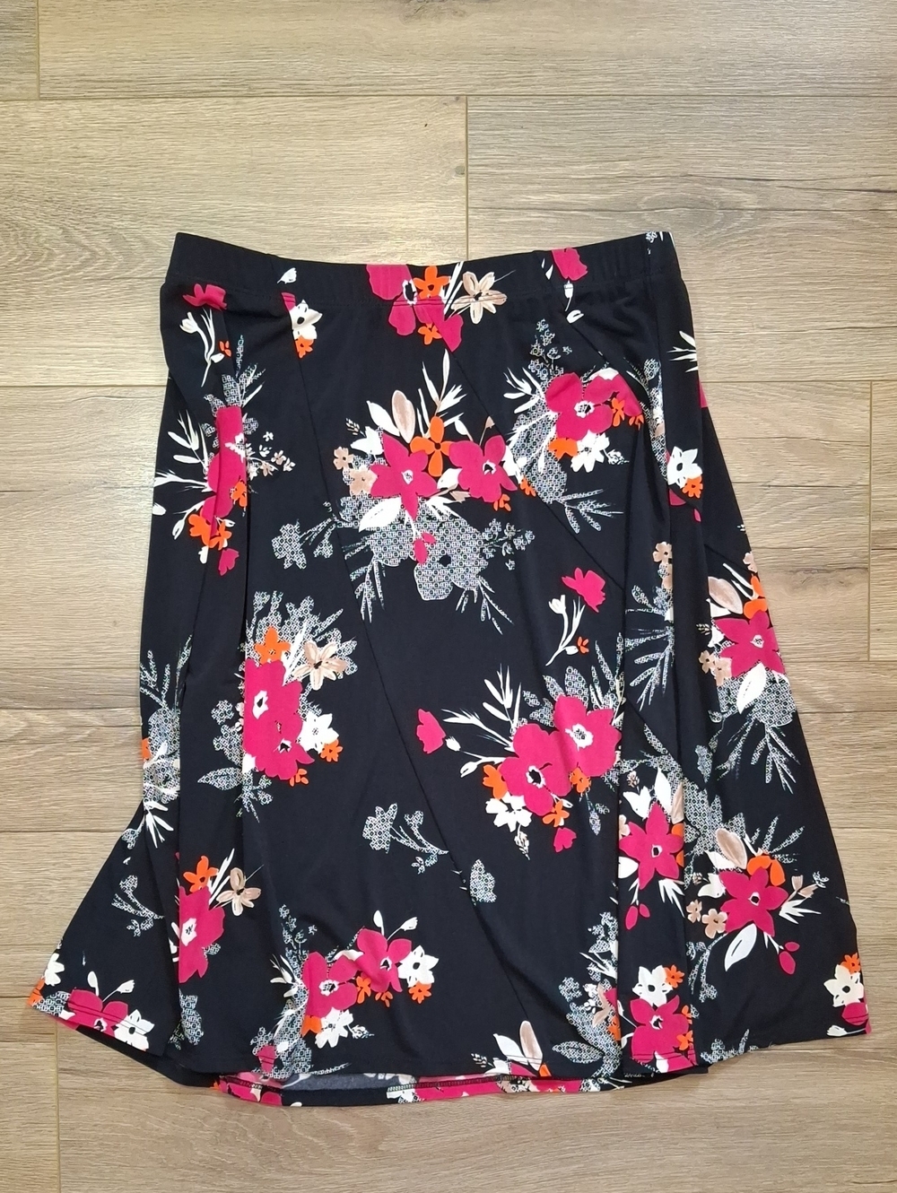 Jaclyn Smith Black A-Line Skirt with Pink & Orange Floral Print